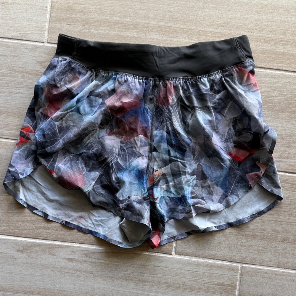 Lululemon Women's Multicolor Shorts